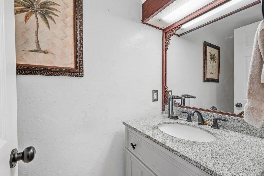 1614 Arequipa Street