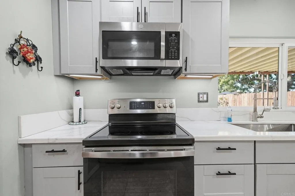 1614 Arequipa Street