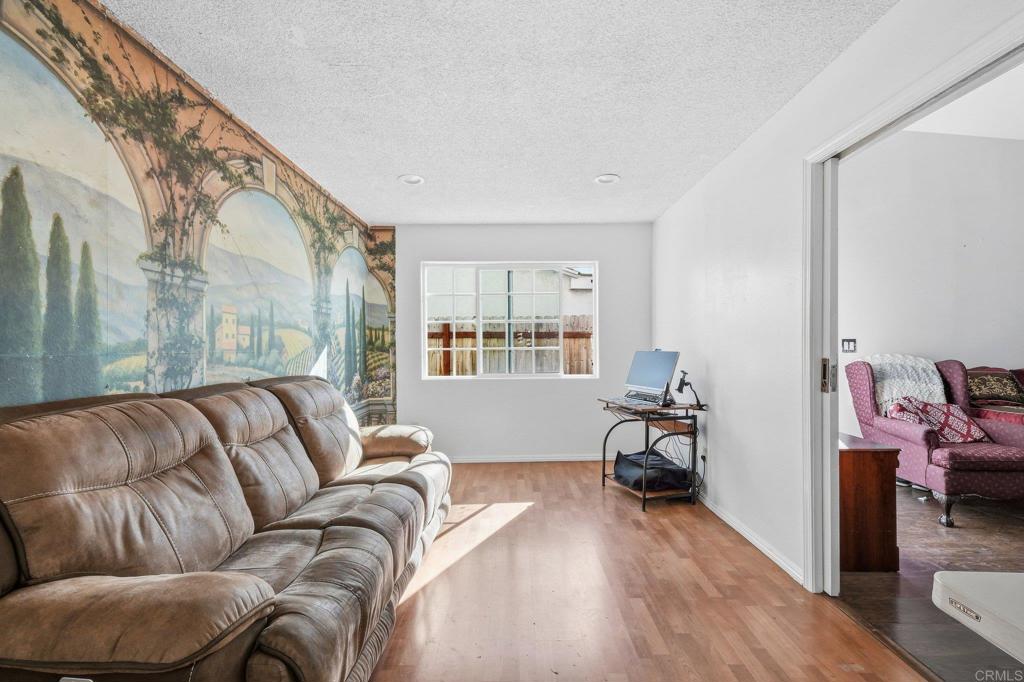 1614 Arequipa Street