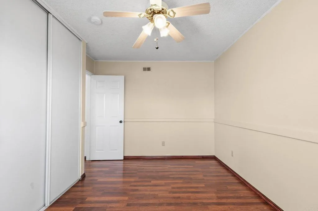 1614 Arequipa Street