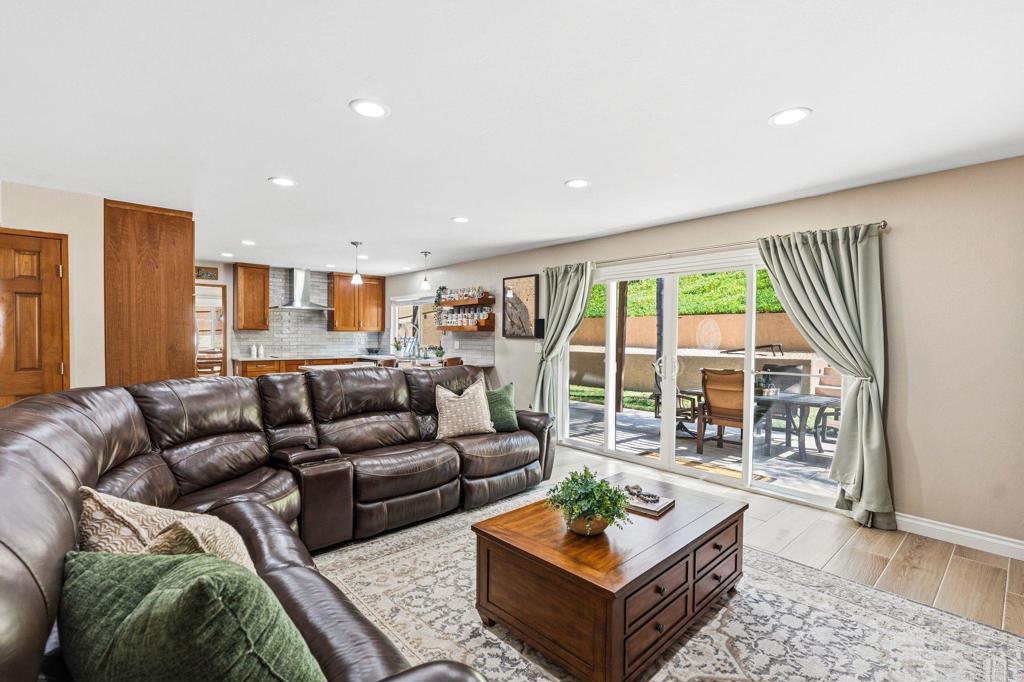 4001 Shadow Rock Court