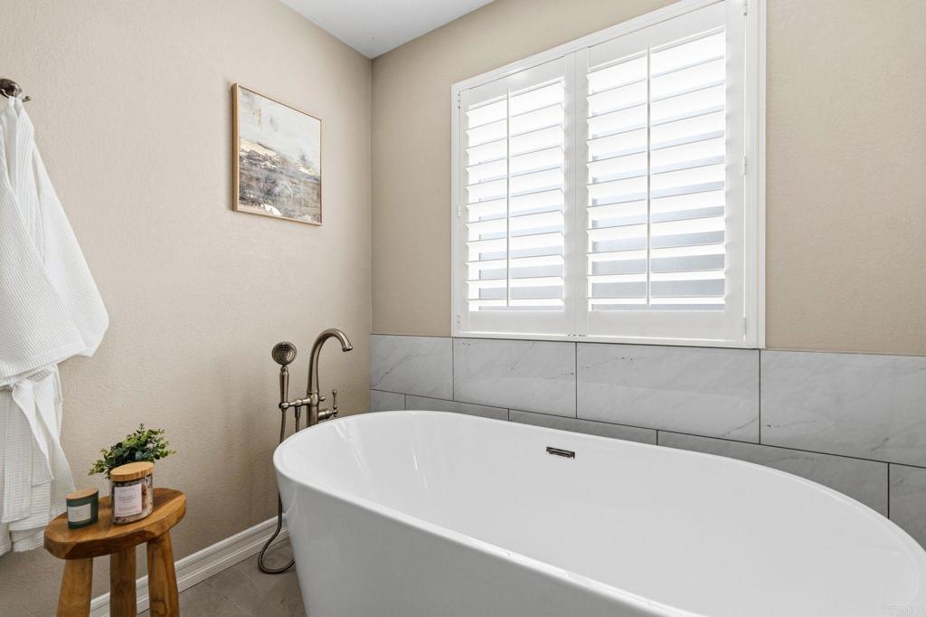 4001 Shadow Rock Court