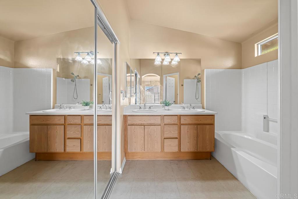 1259 El Cortez Court