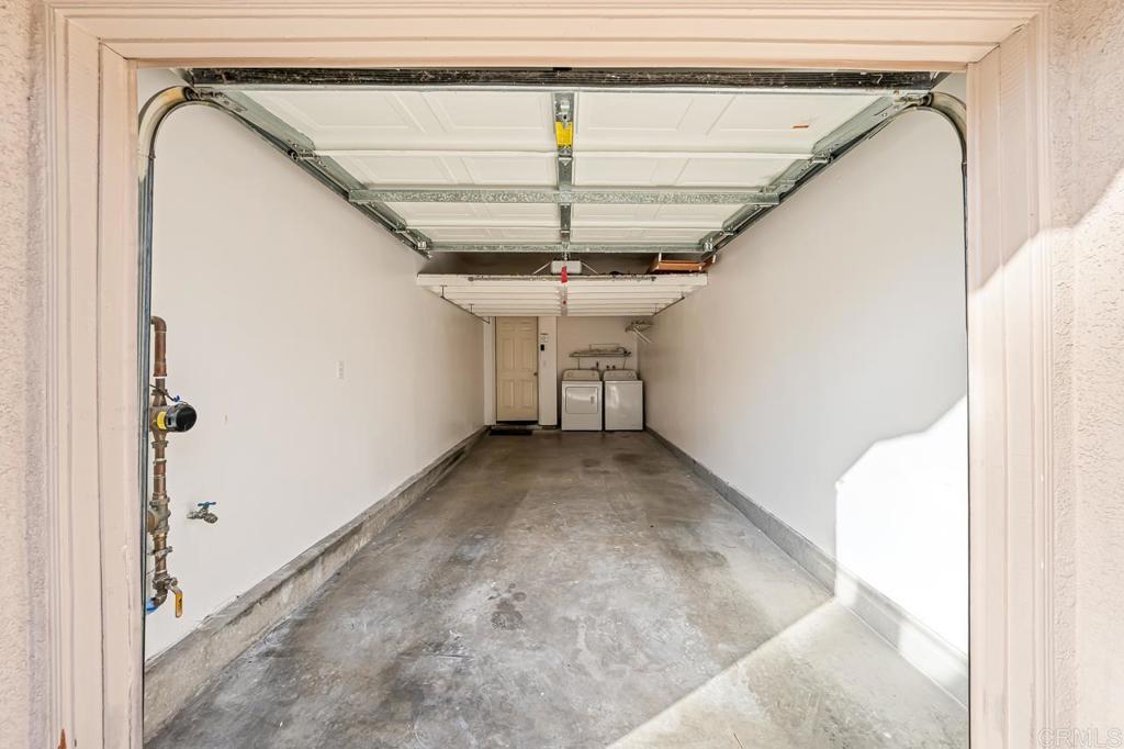 1259 El Cortez Court