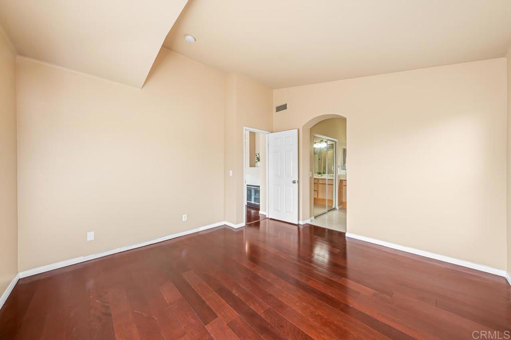 1259 El Cortez Court