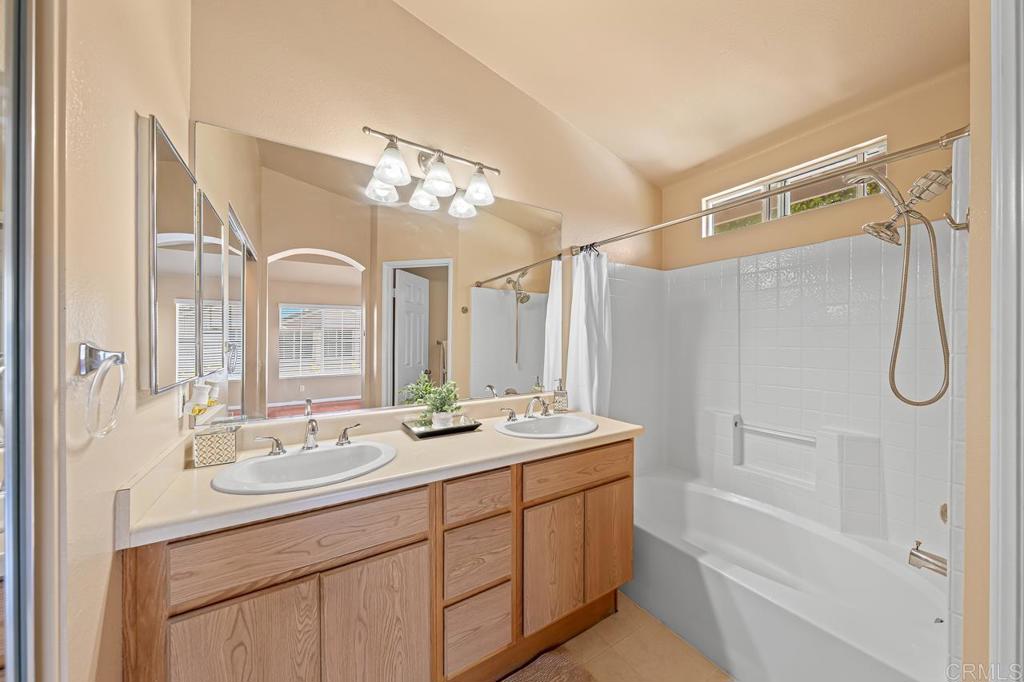 1259 El Cortez Court