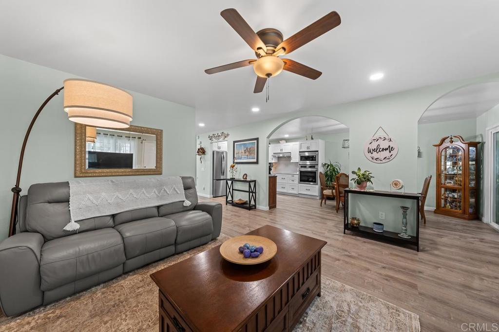 1640 Maple Drive 16