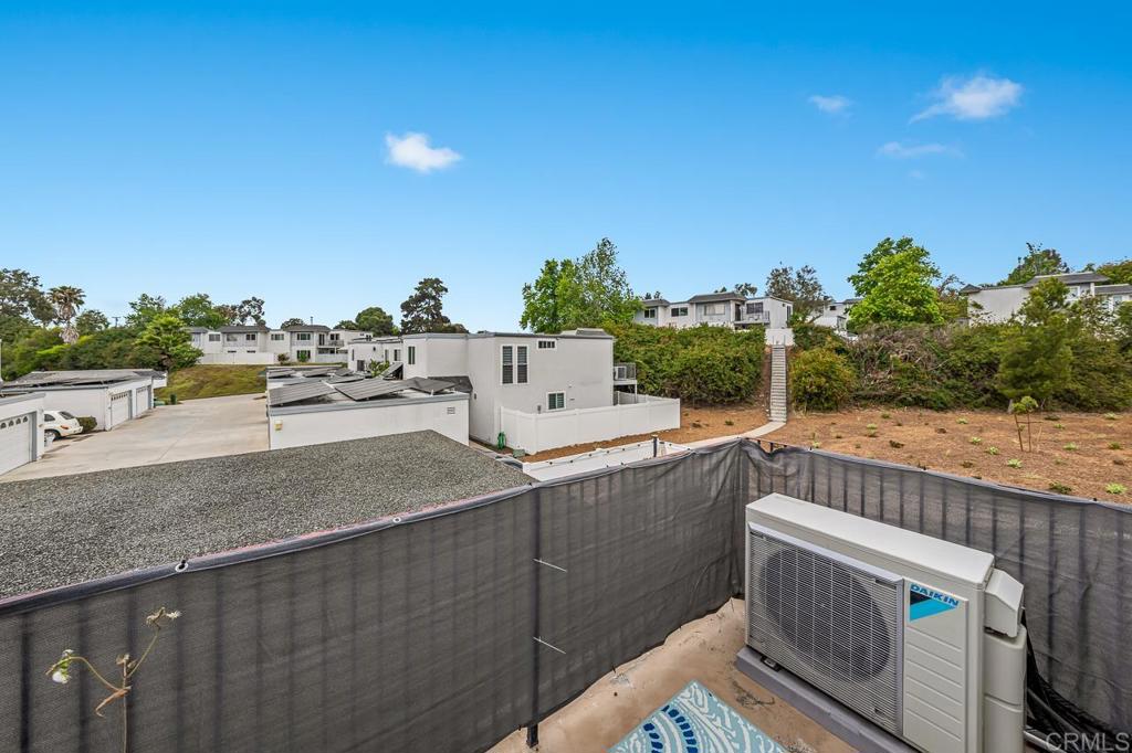 1640 Maple Drive 16