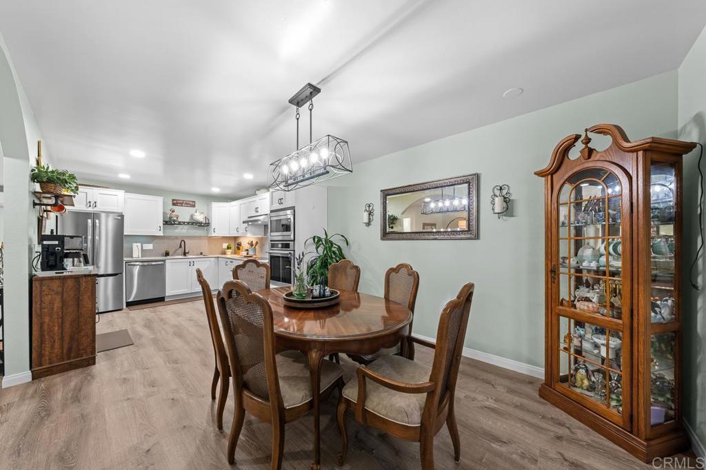 1640 Maple Drive 16