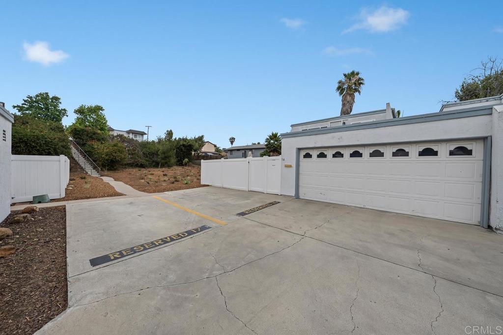 1640 Maple Drive 16