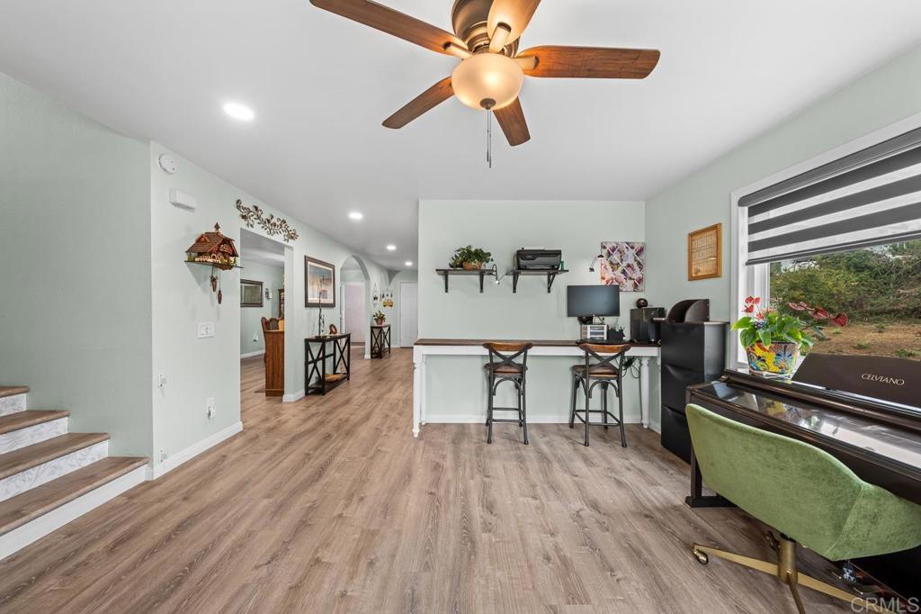 1640 Maple Drive 16