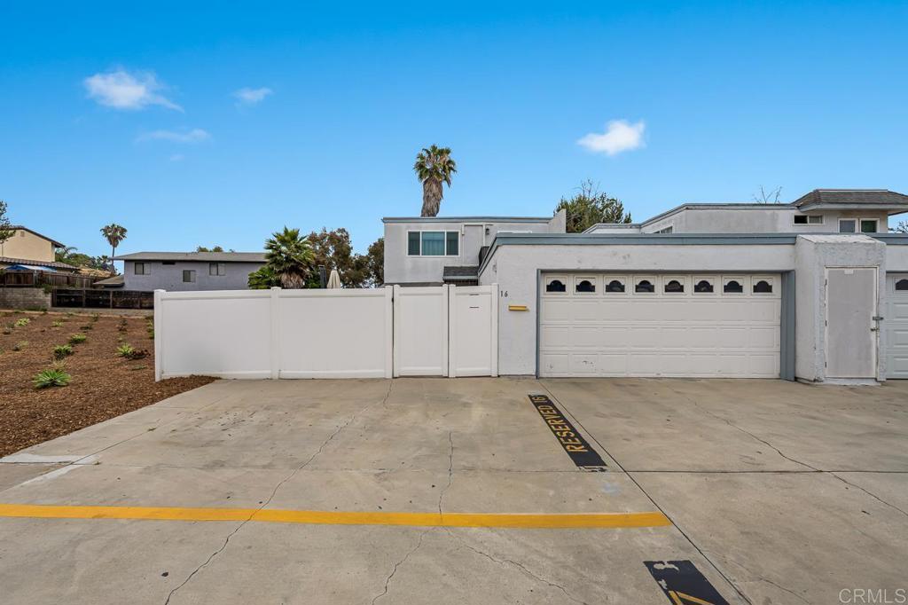 1640 Maple Drive 16