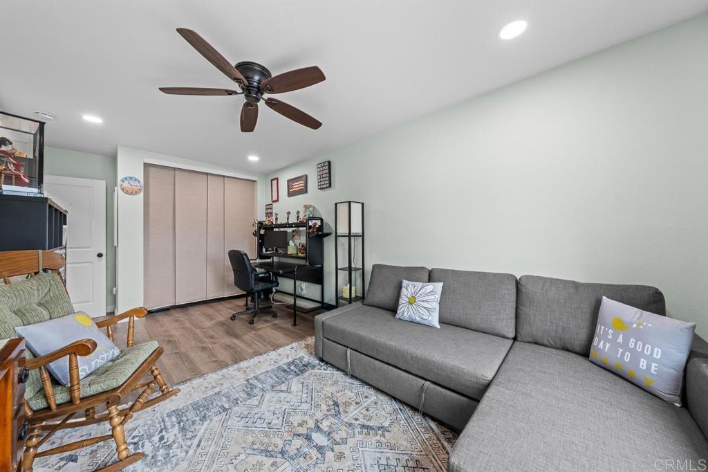 1640 Maple Drive 16