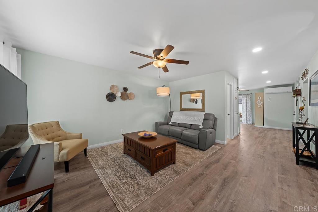 1640 Maple Drive 16