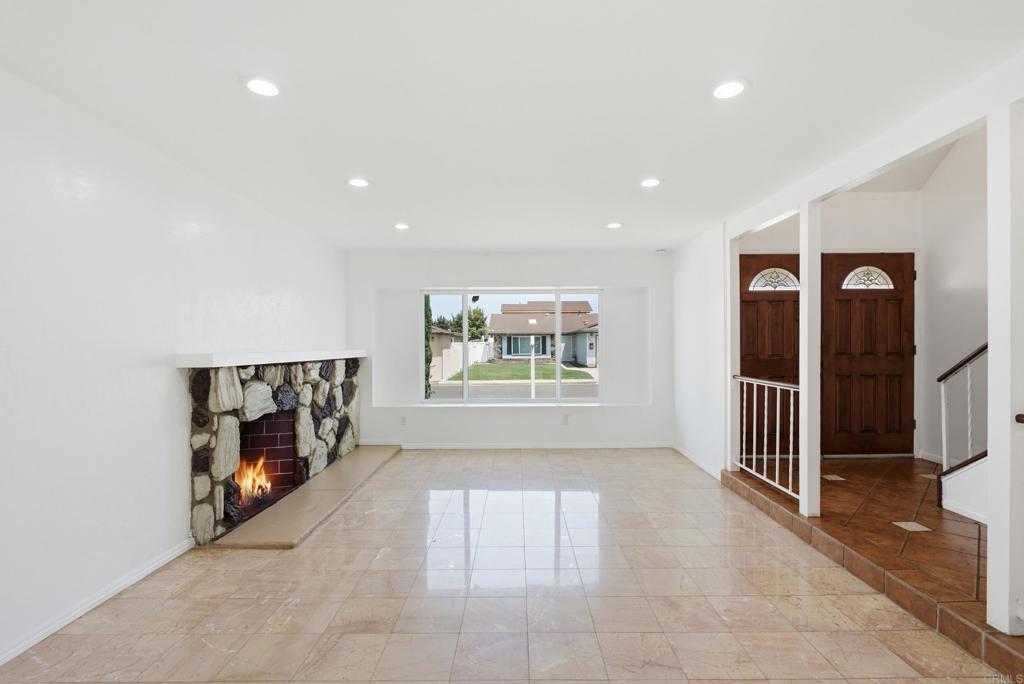 1614 Arequipa Street
