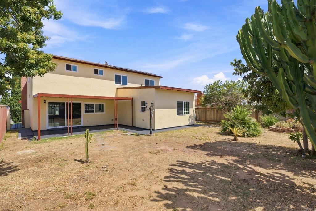 1614 Arequipa Street