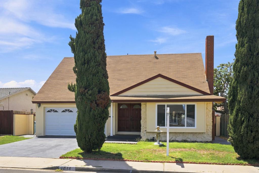 1614 Arequipa Street