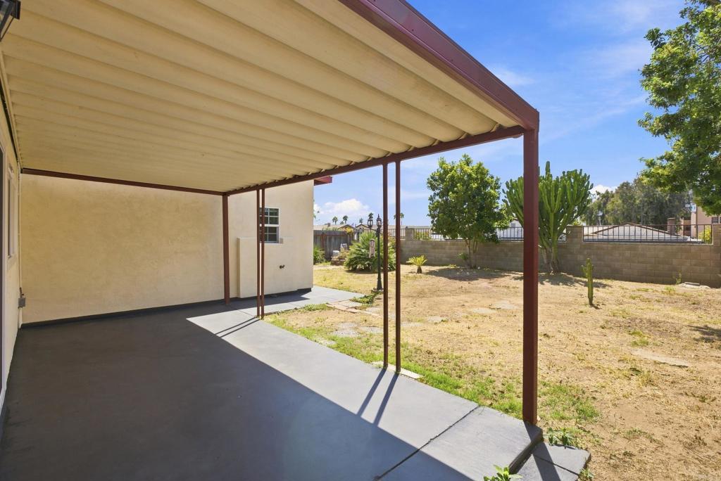 1614 Arequipa Street