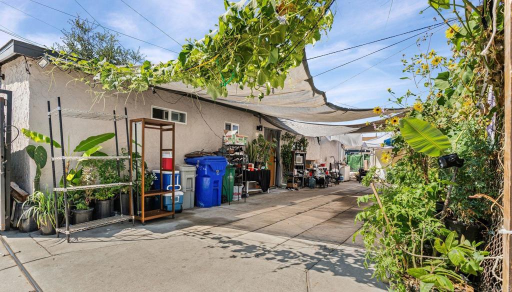 2181 Franklin Avenue