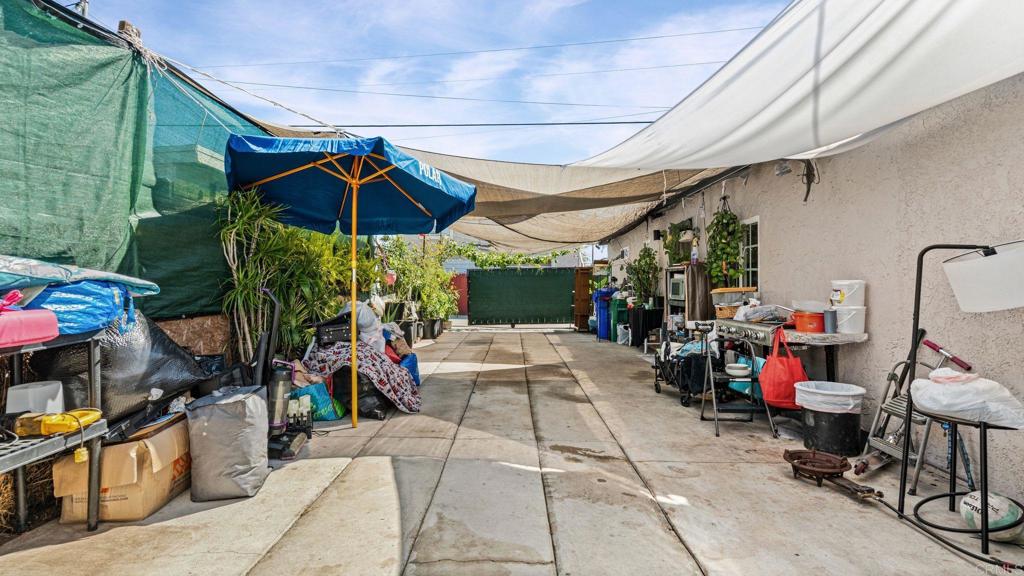 2181 Franklin Avenue