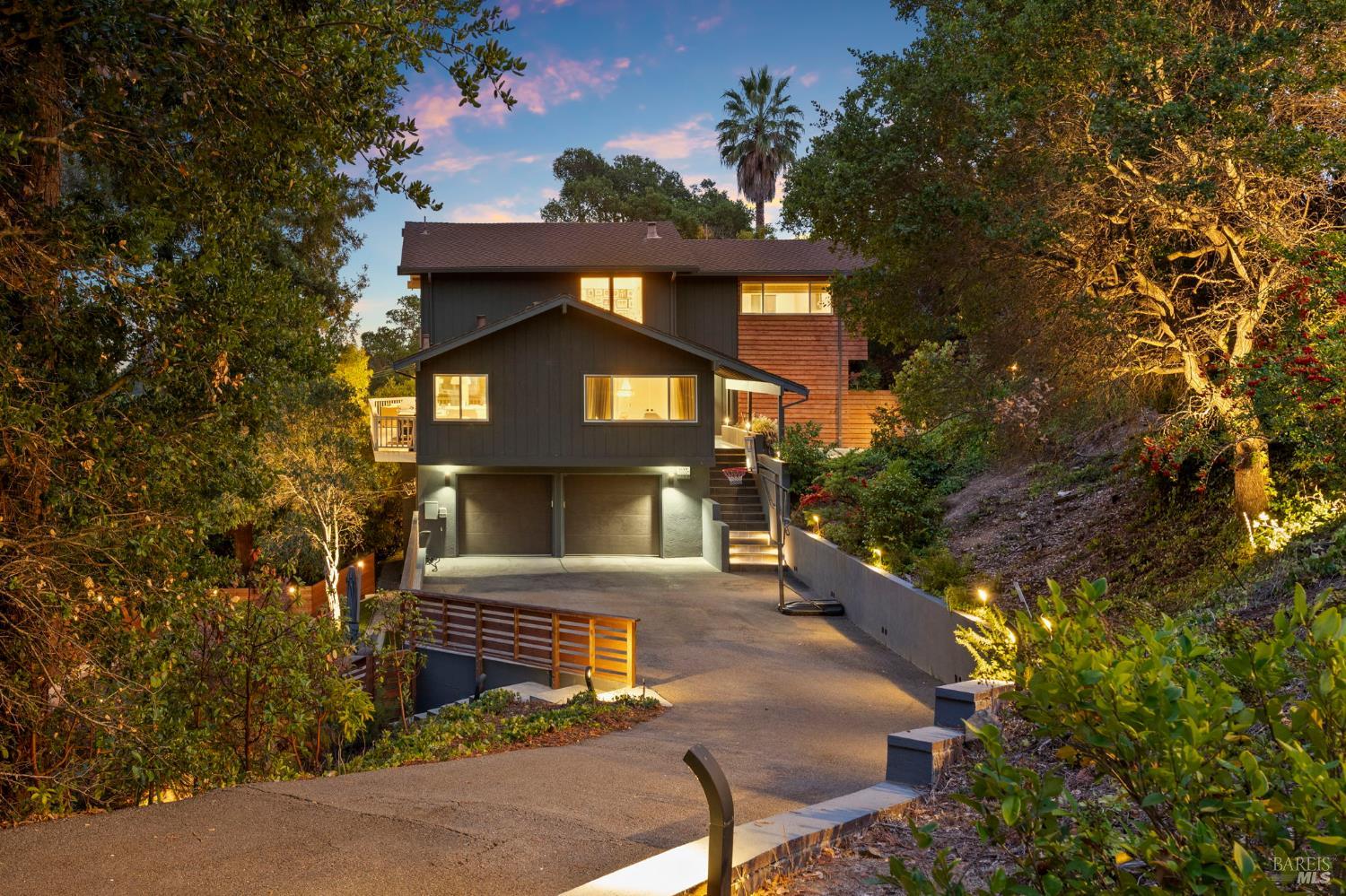 48 Junipero Serra Avenue