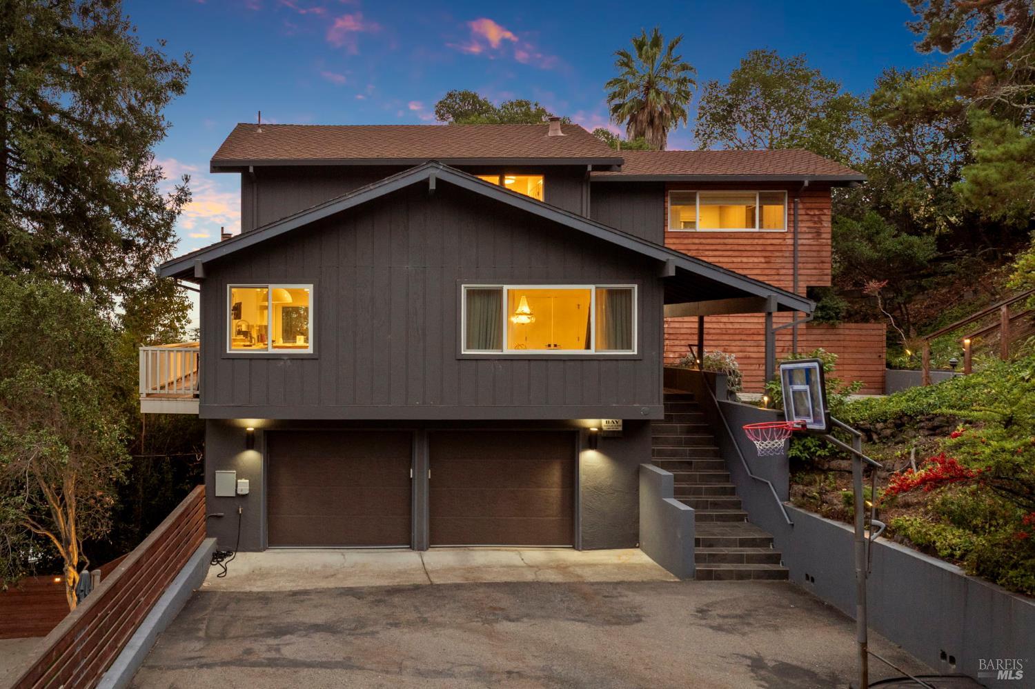 48 Junipero Serra Avenue