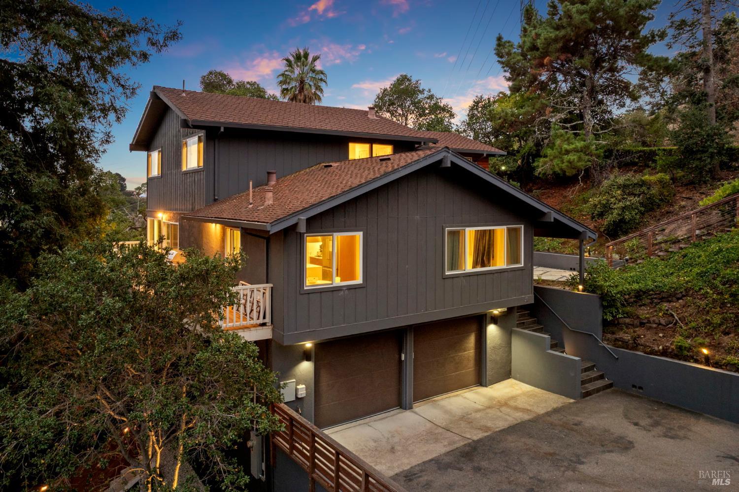 48 Junipero Serra Avenue