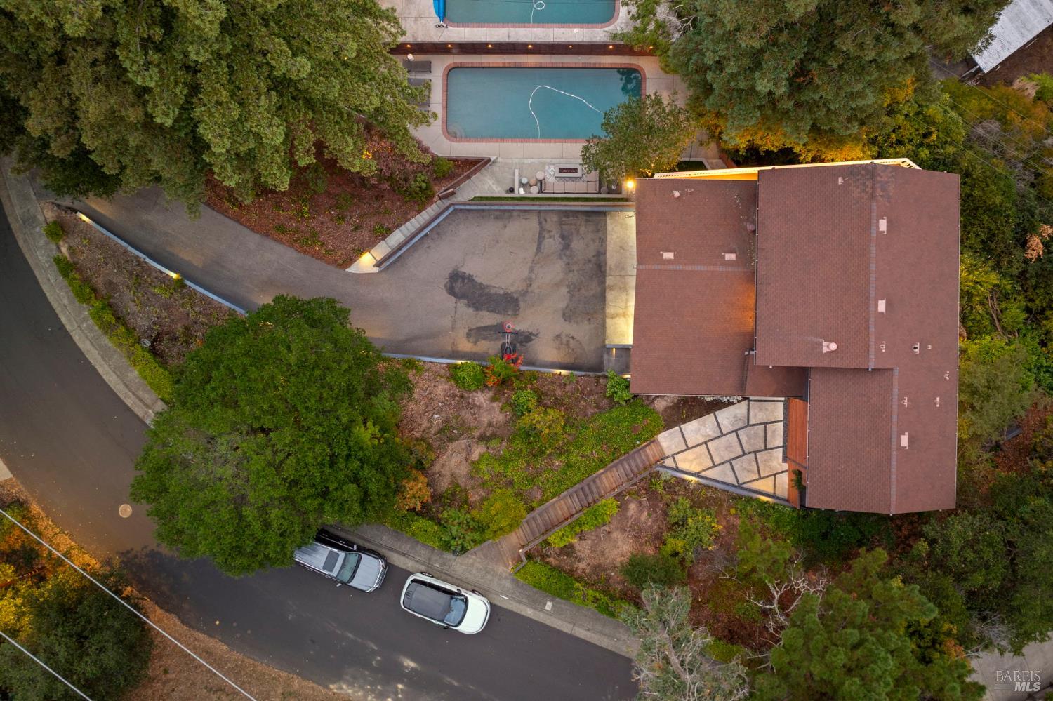 48 Junipero Serra Avenue