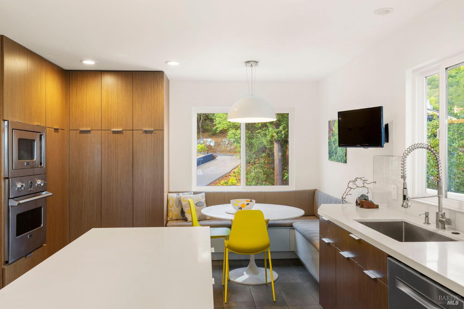 48 Junipero Serra Avenue