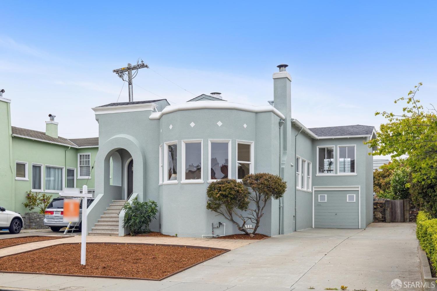 144 Corona Street