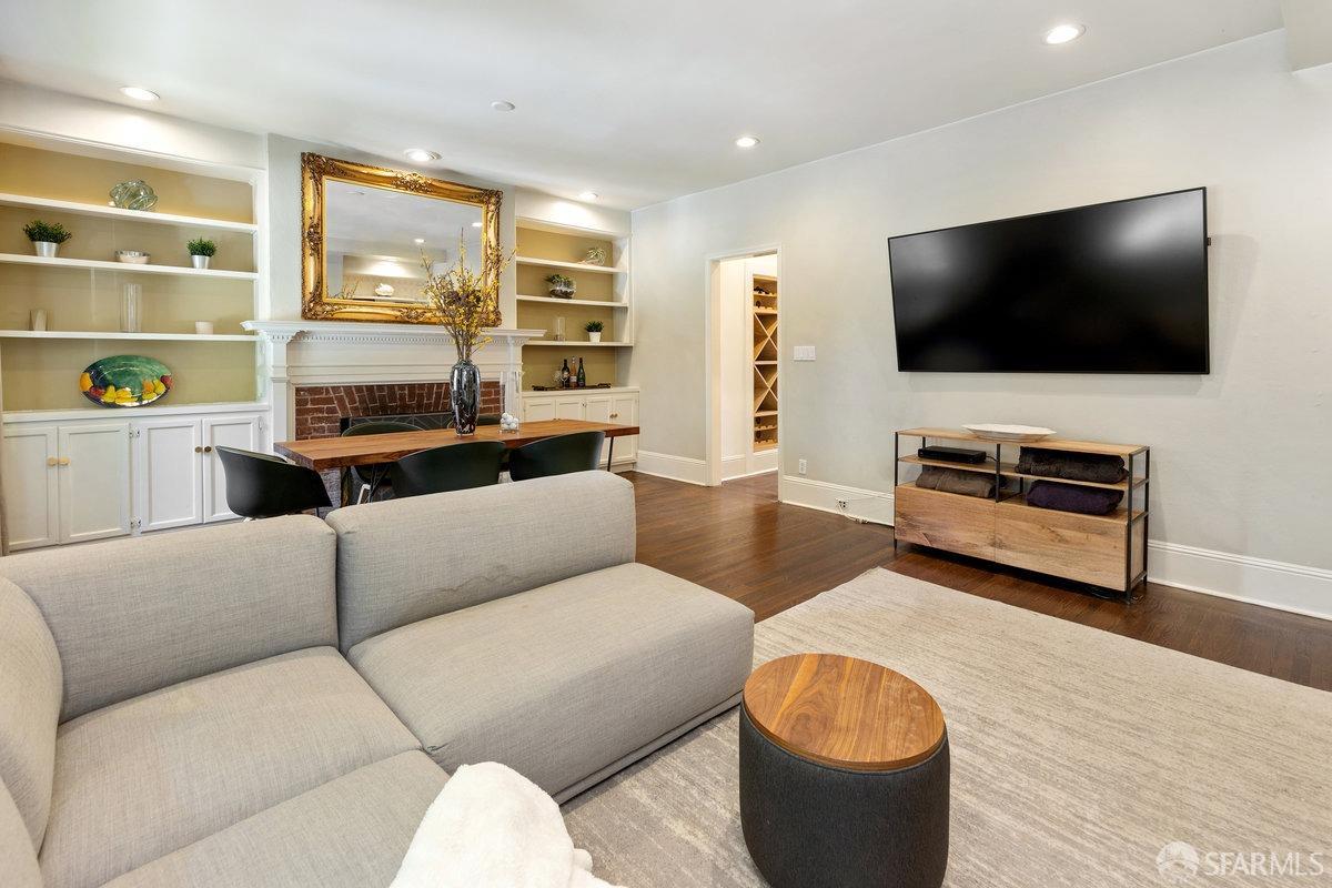 1022 Powell Street # 1