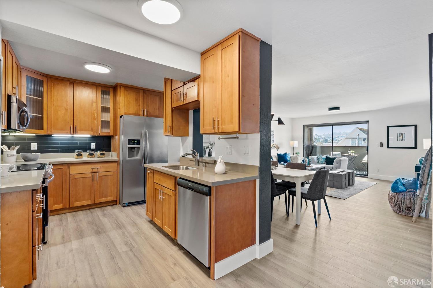 12 Avalon Avenue # 5