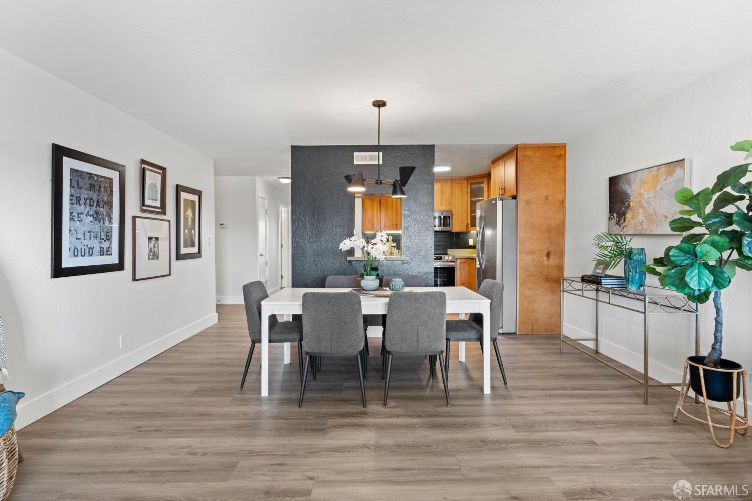 12 Avalon Avenue # 5