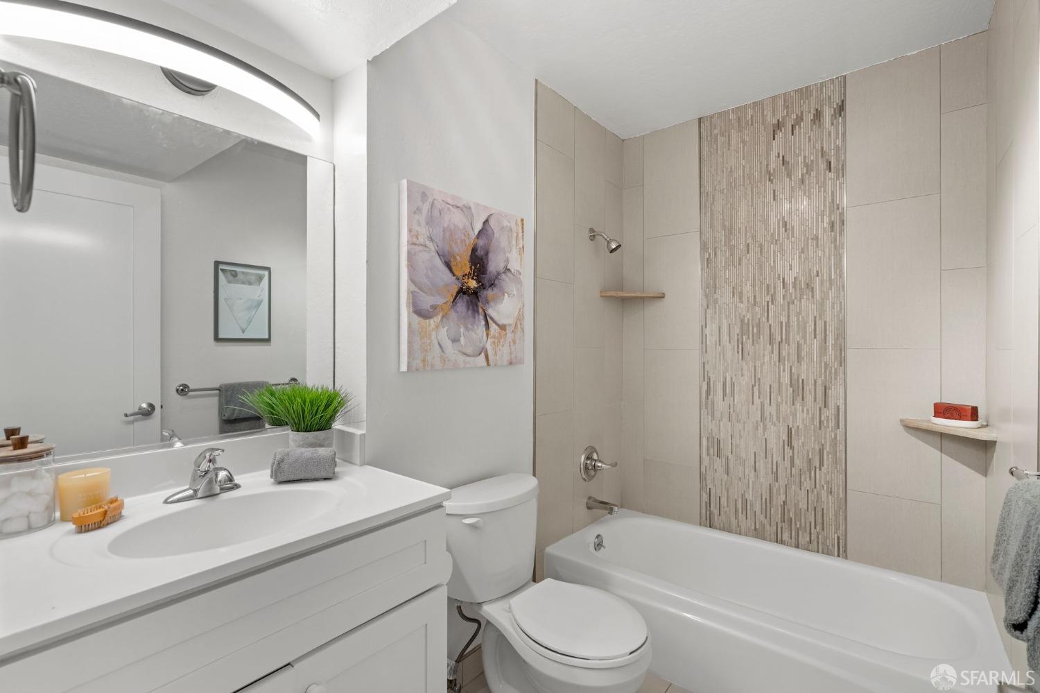 12 Avalon Avenue # 5