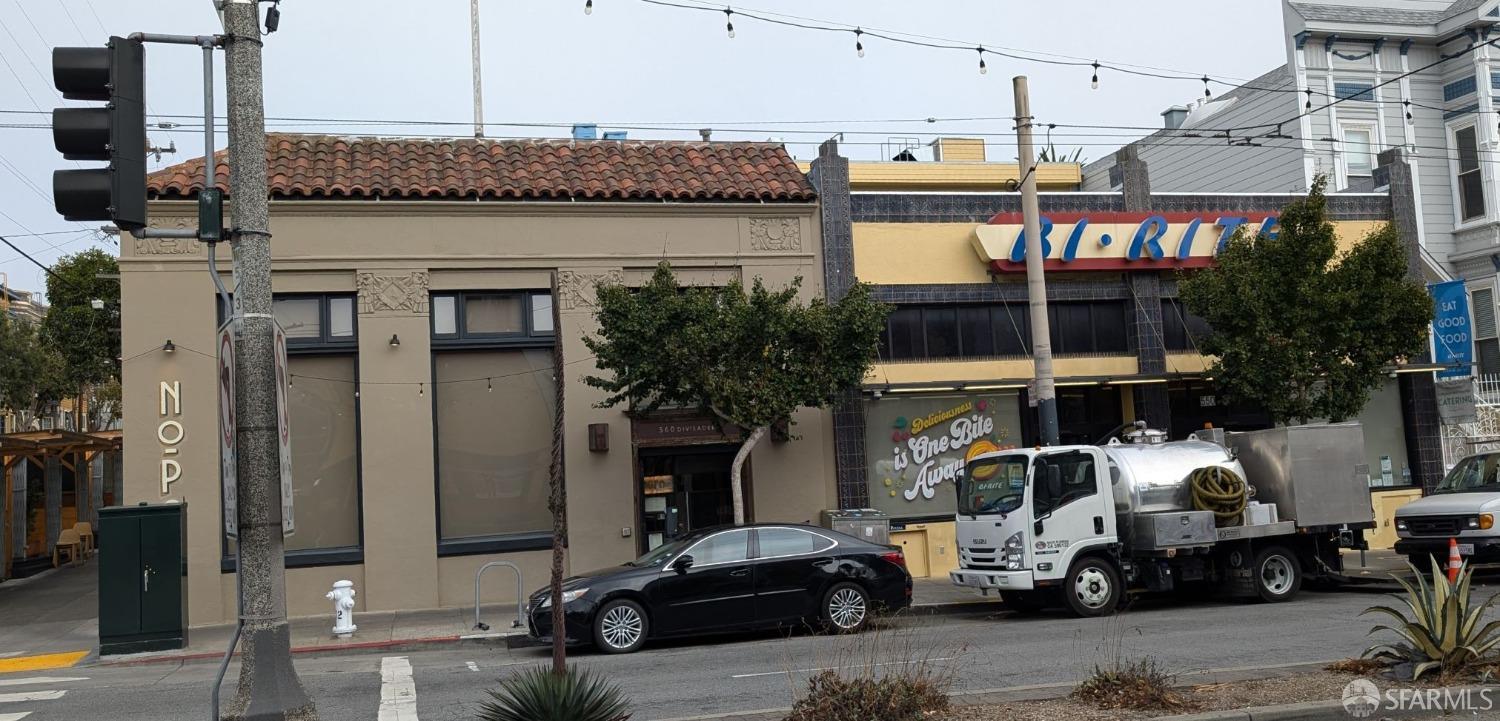 1261 Grove Street # 6