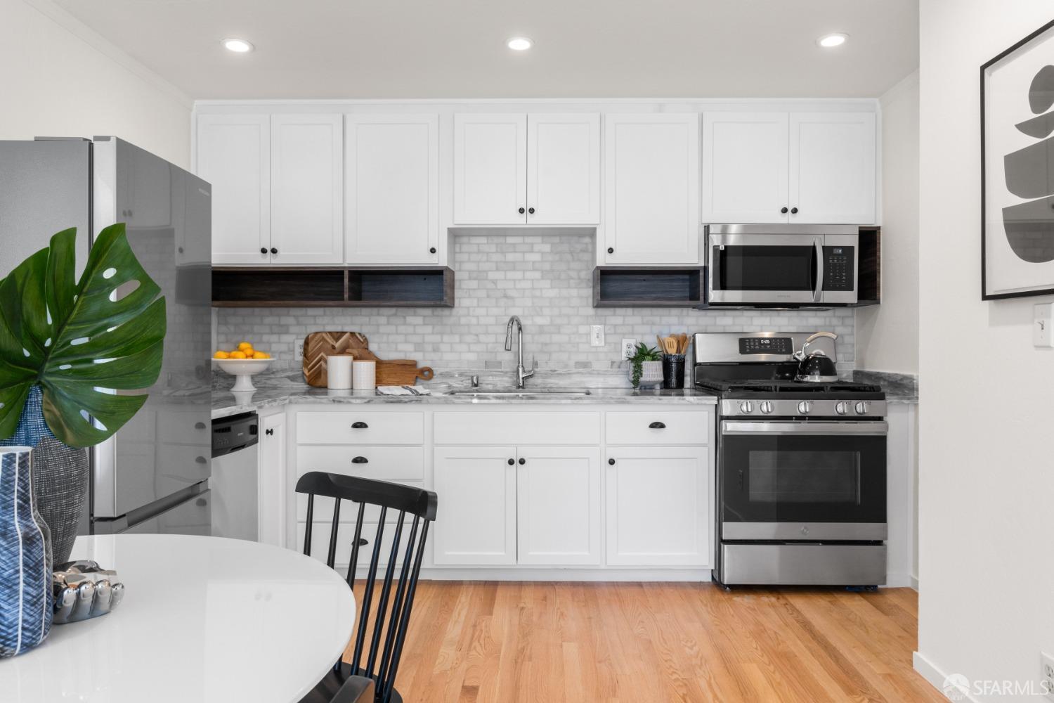 724 Cole Street # 4