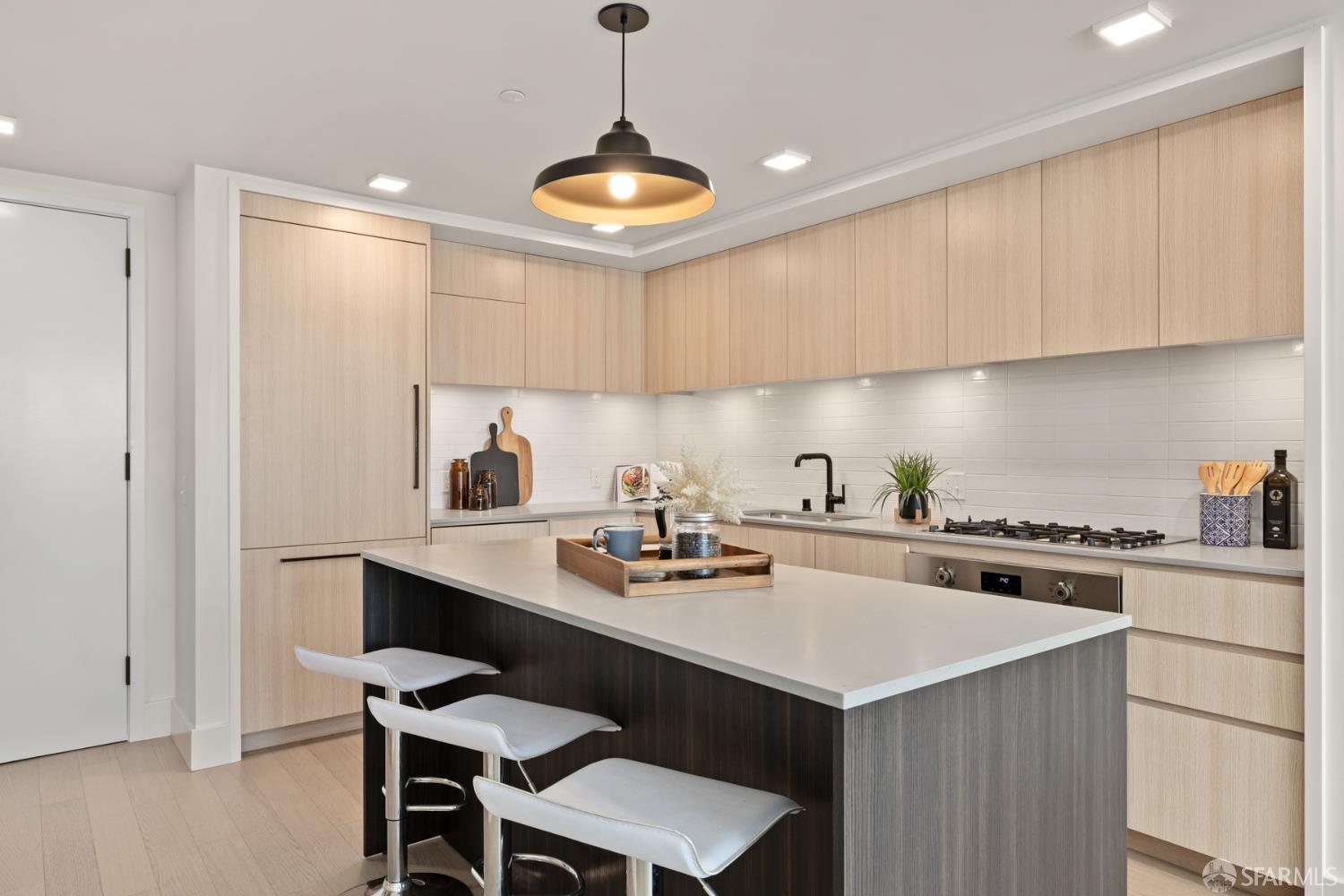 950 Tennessee Street # 410