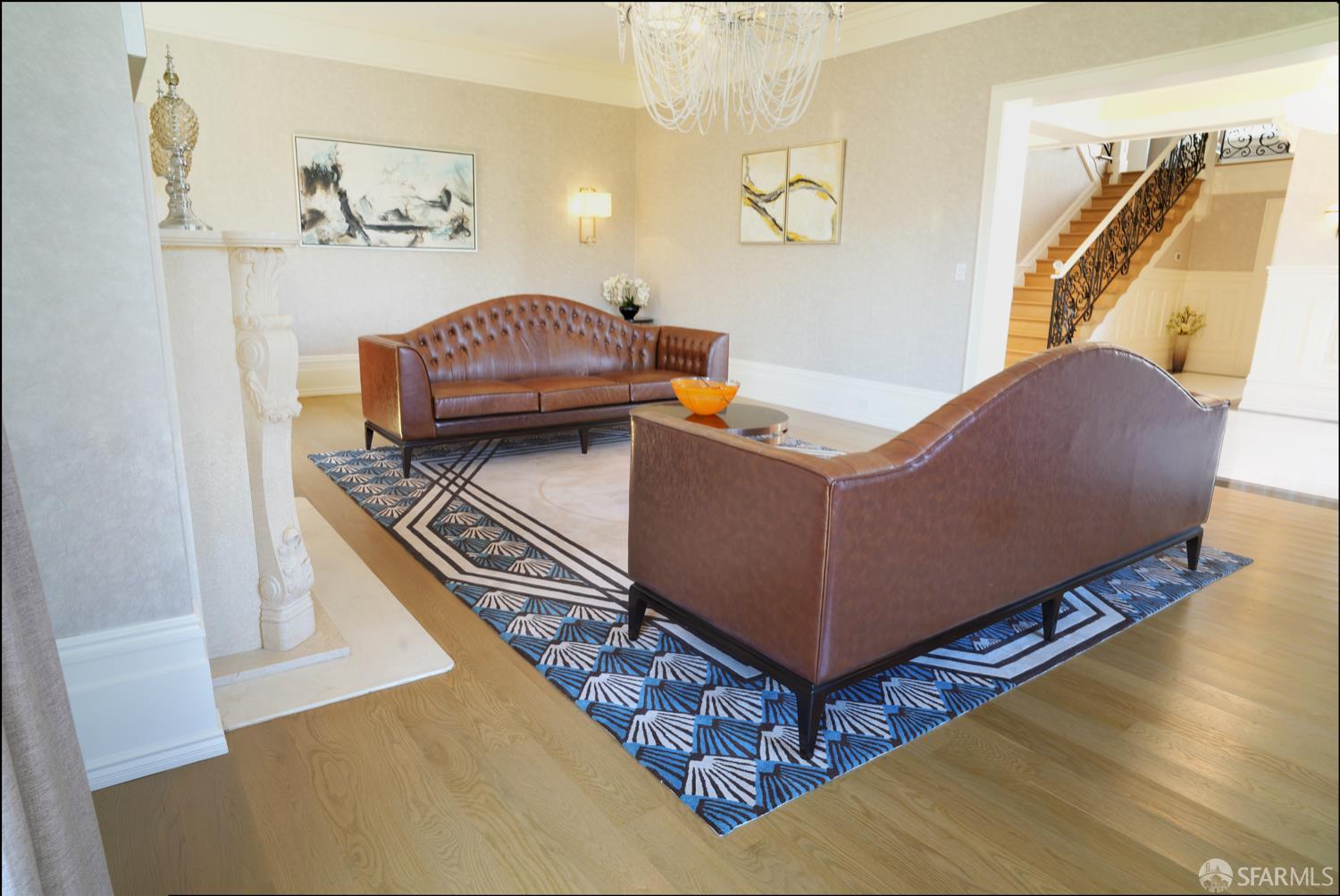 2505 Divisadero Street