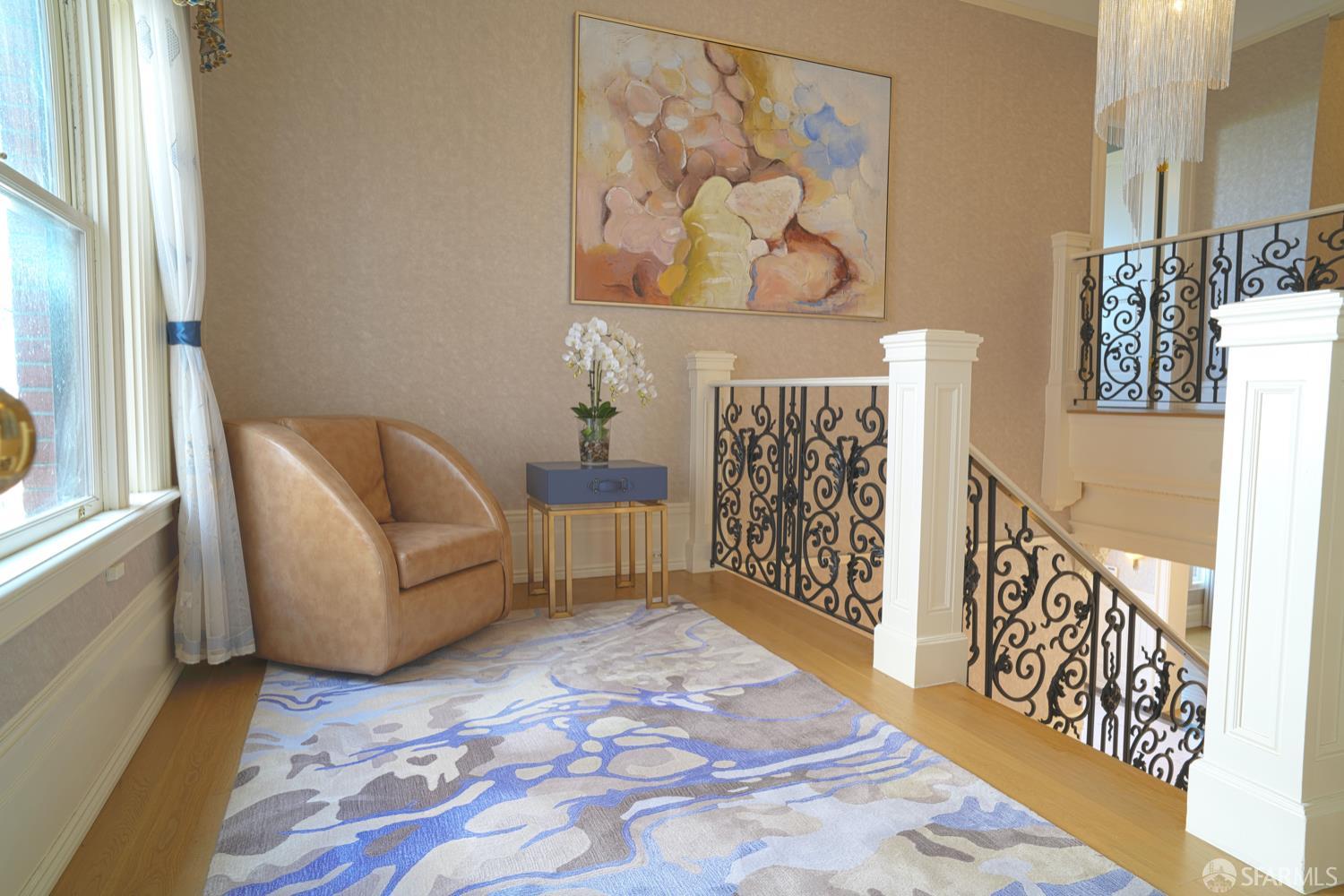 2505 Divisadero Street