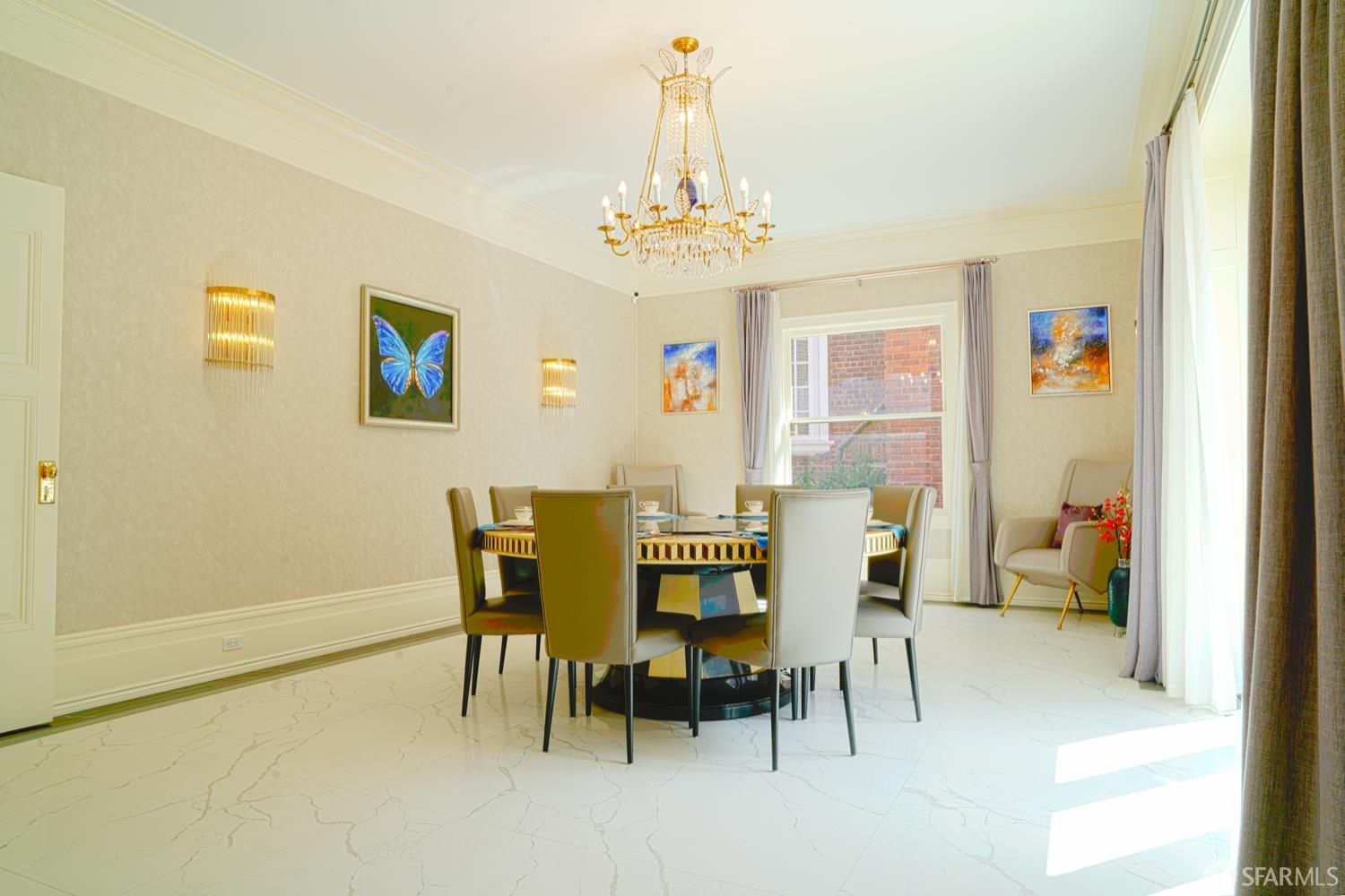 2505 Divisadero Street