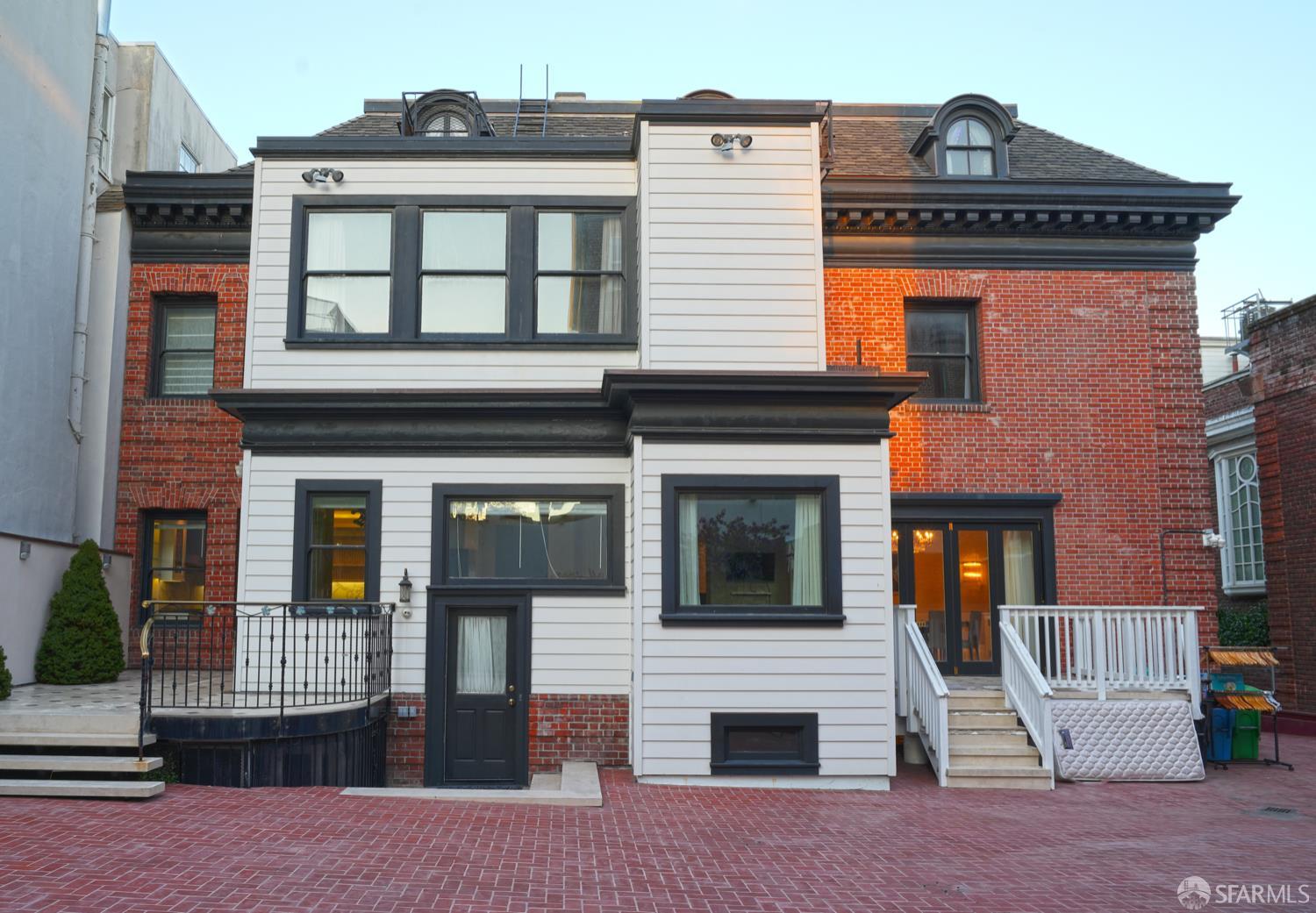 2505 Divisadero Street