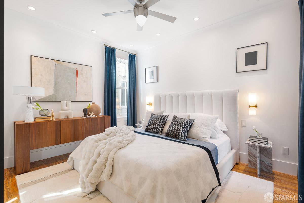 716-716A Douglass Street