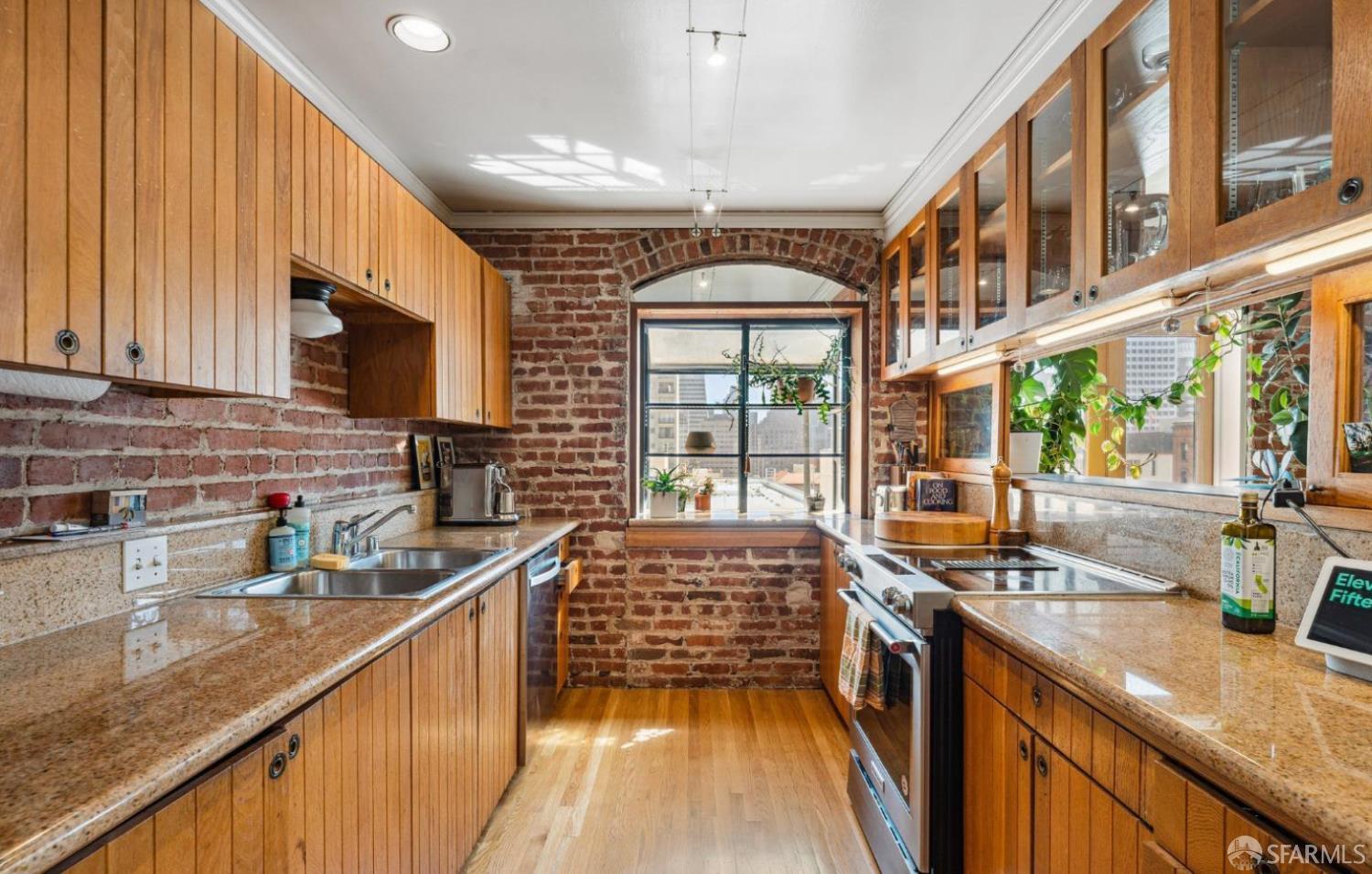 1022 Powell Street # 2