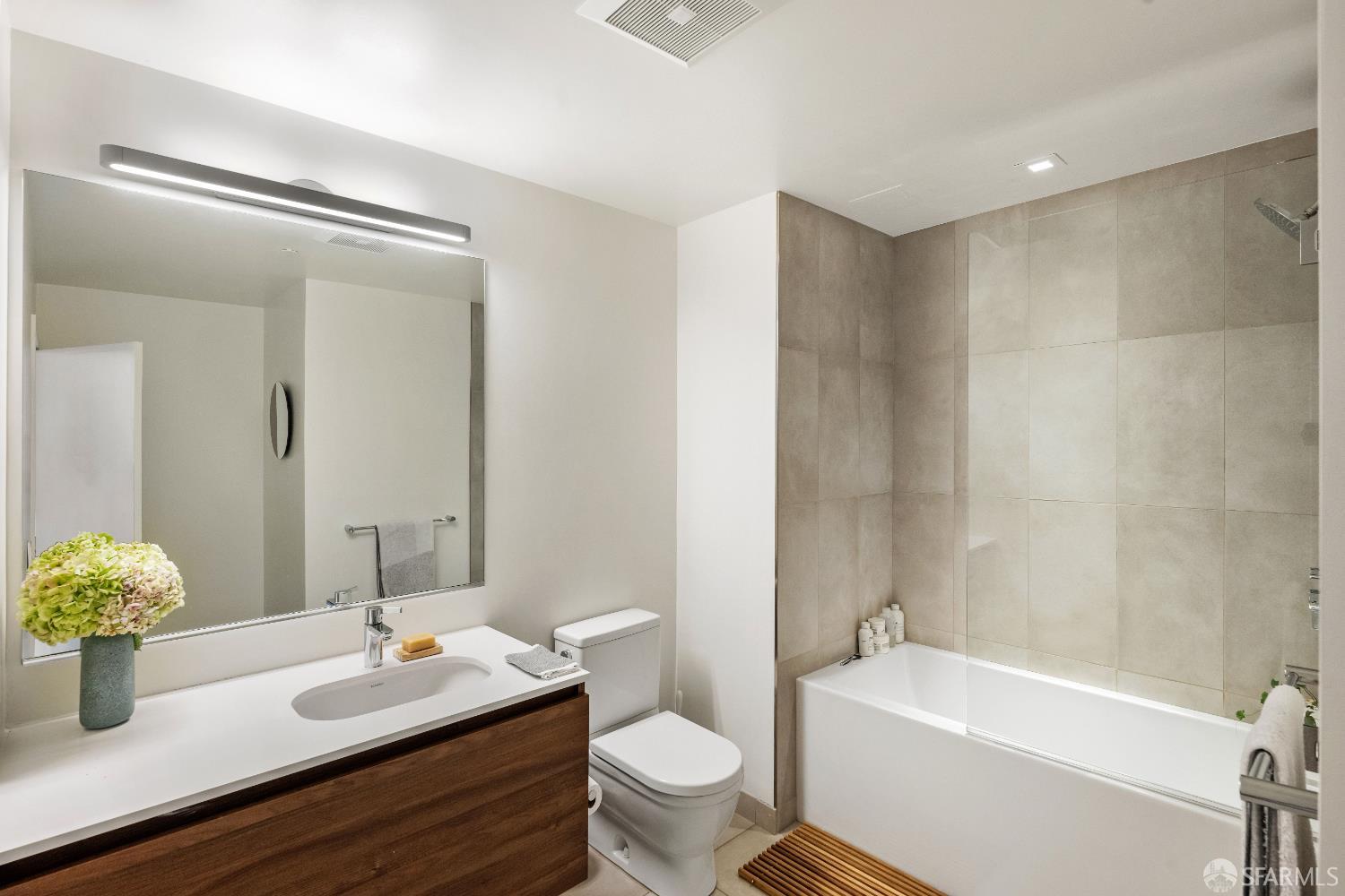 815 Tennessee Street # 307