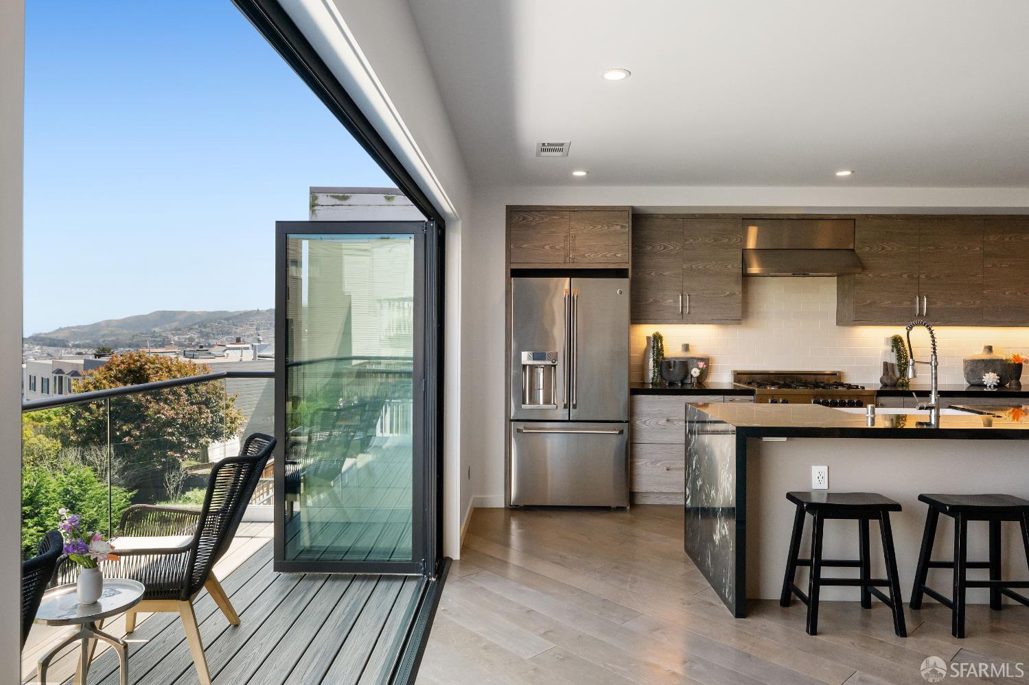 701 Teresita Boulevard