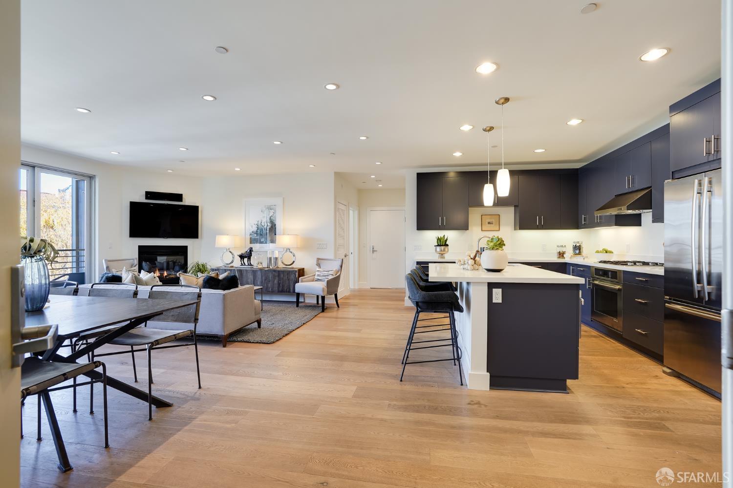 736 Valencia Street # 501