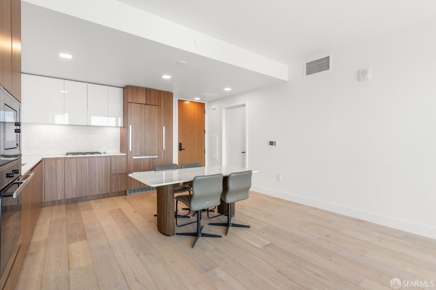 2177 3rd Street # 608