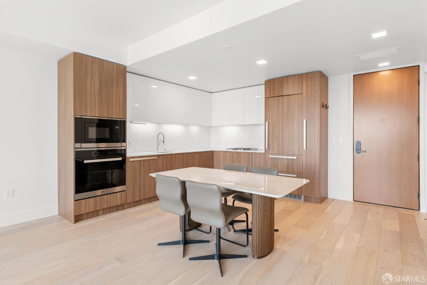 2177 3rd Street # 608