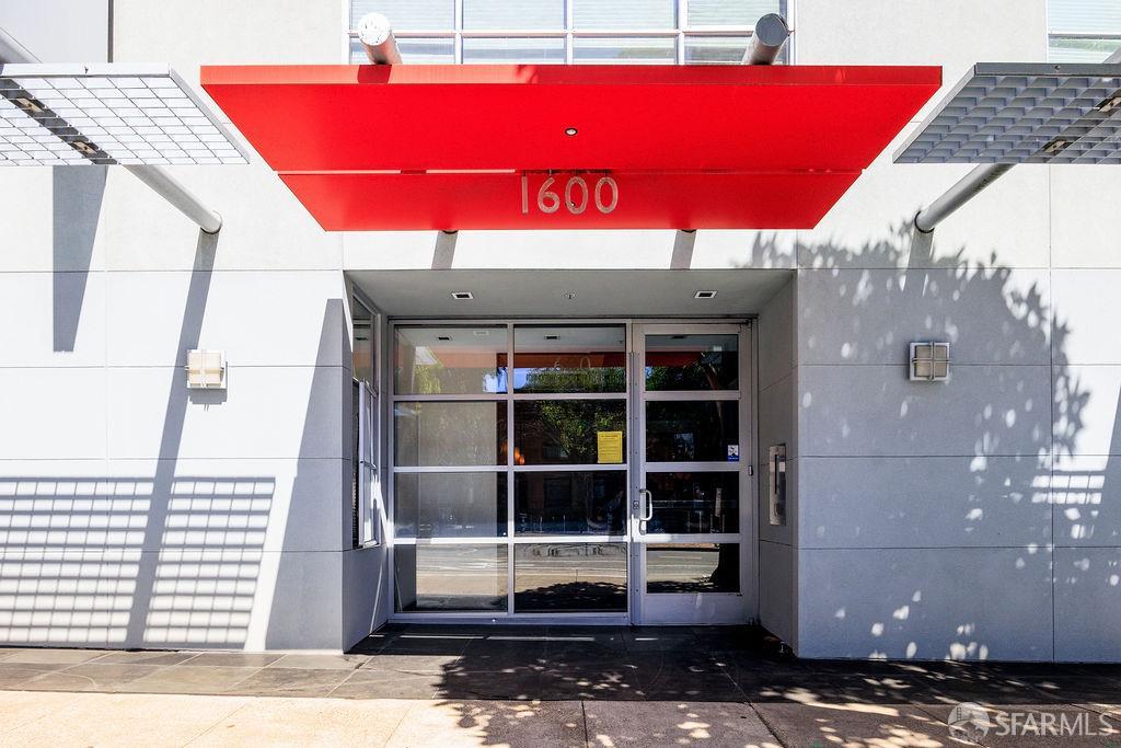 1600 Webster Street
