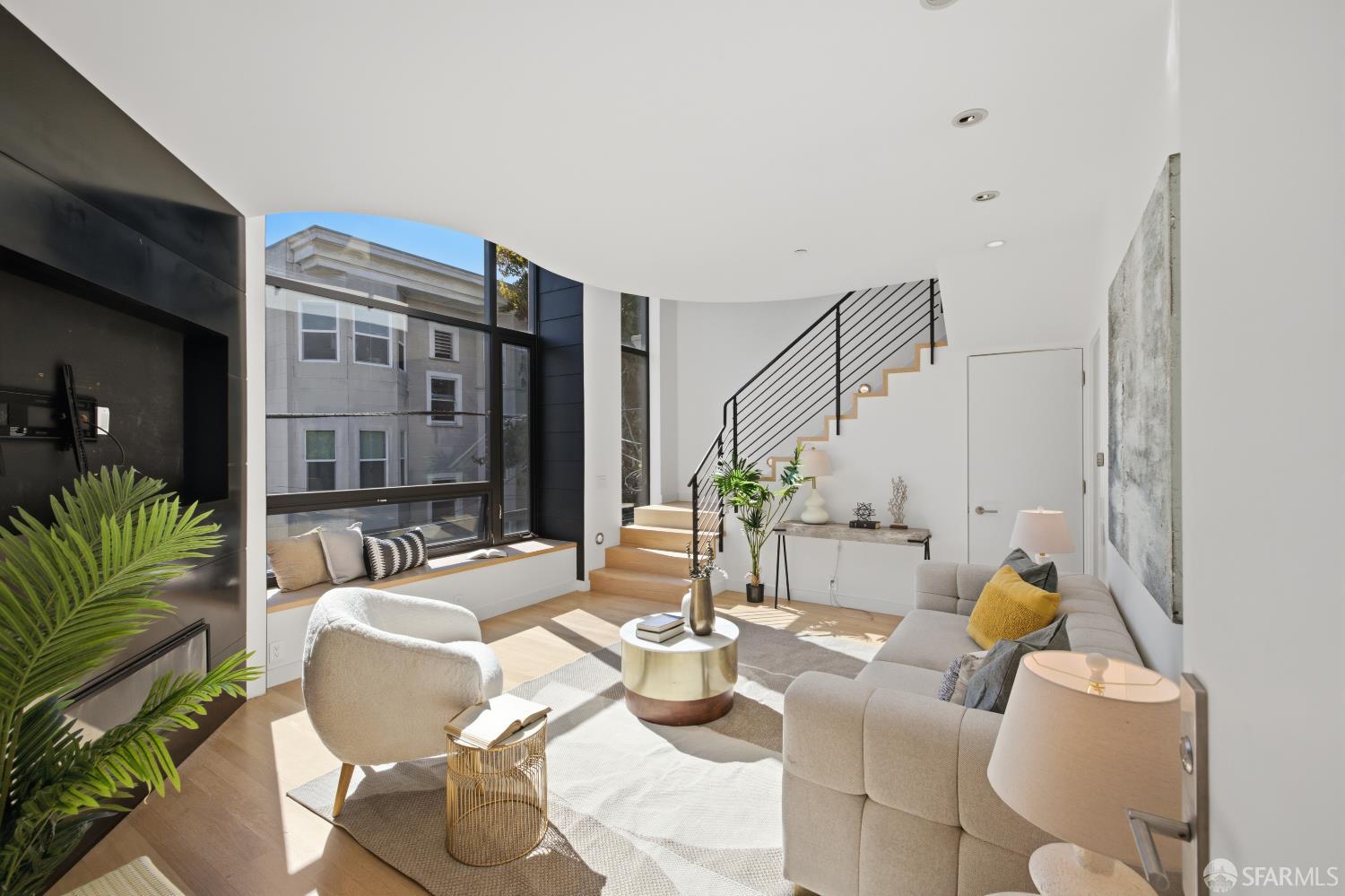 476 Linden Street